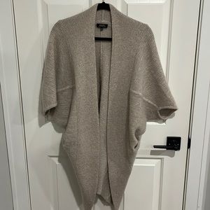 Aritzia Babaton Javier cocoon sweater xxs
